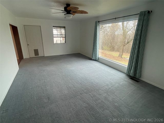 428831 E 1131 Road, Porum, OK 74455