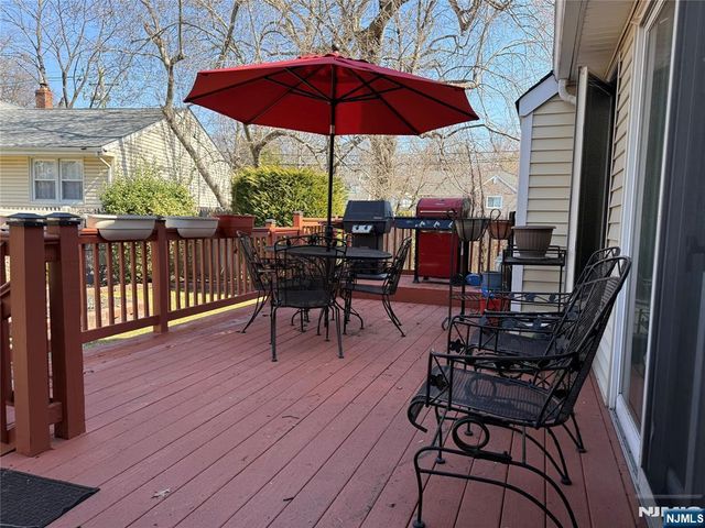 619 Cadmus Court, Teaneck, NJ 07666