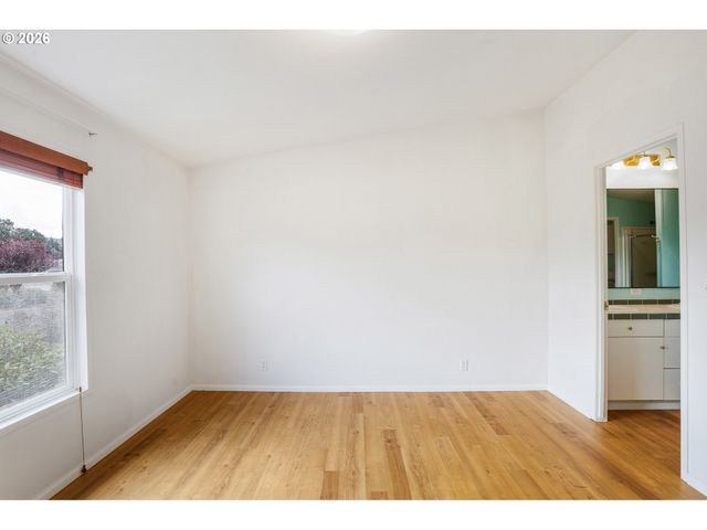 1791 WILLOW Loop, Florence, OR 97439