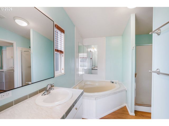 1791 WILLOW Loop, Florence, OR 97439