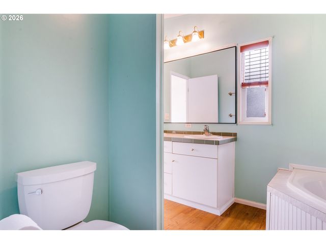 1791 WILLOW Loop, Florence, OR 97439