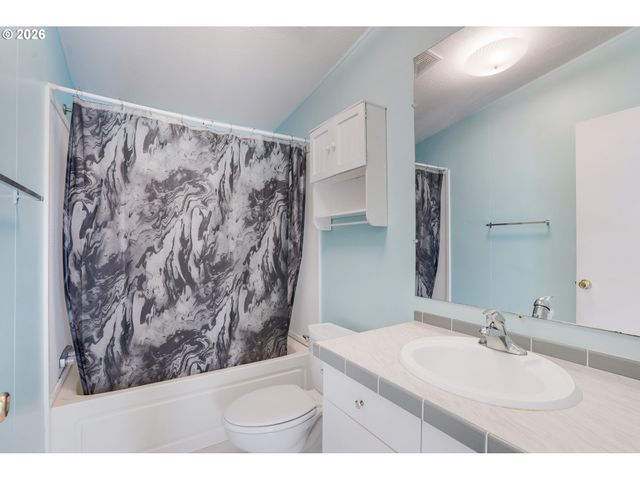 1791 WILLOW Loop, Florence, OR 97439