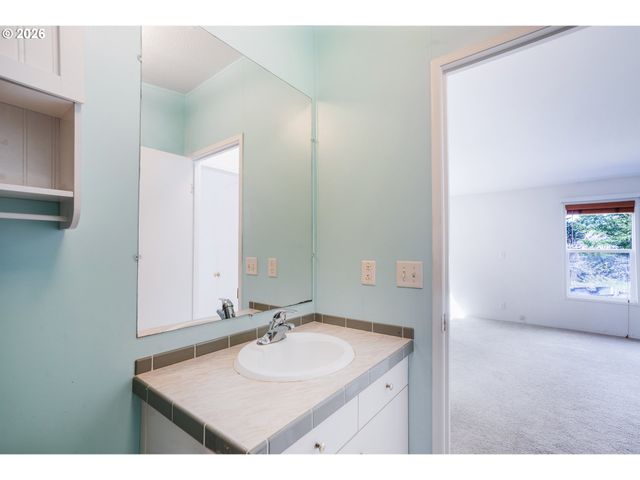 1791 WILLOW Loop, Florence, OR 97439