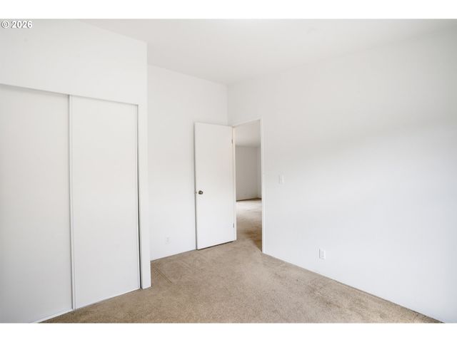 1791 WILLOW Loop, Florence, OR 97439