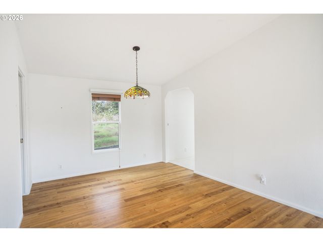 1791 WILLOW Loop, Florence, OR 97439