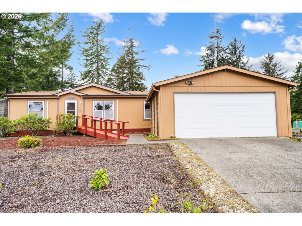 1791 WILLOW Loop, Florence, OR 97439
