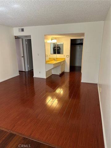 1401 Valley View St 129, Glendale, CA 91202