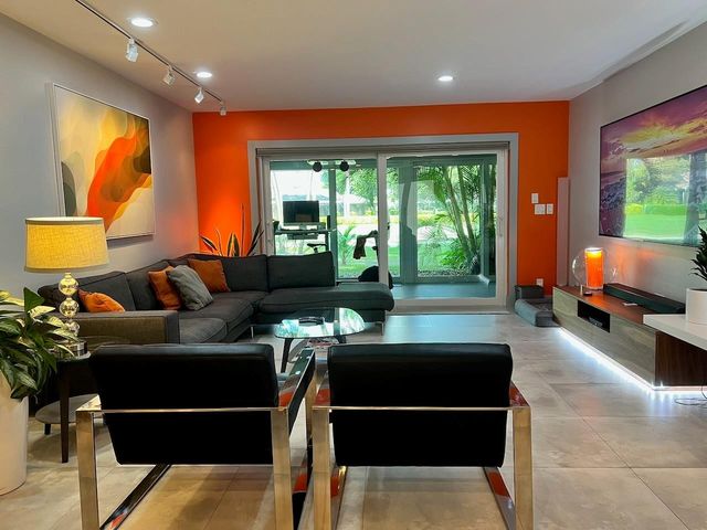 4021 N Cypress Drive, Pompano Beach, FL 33069