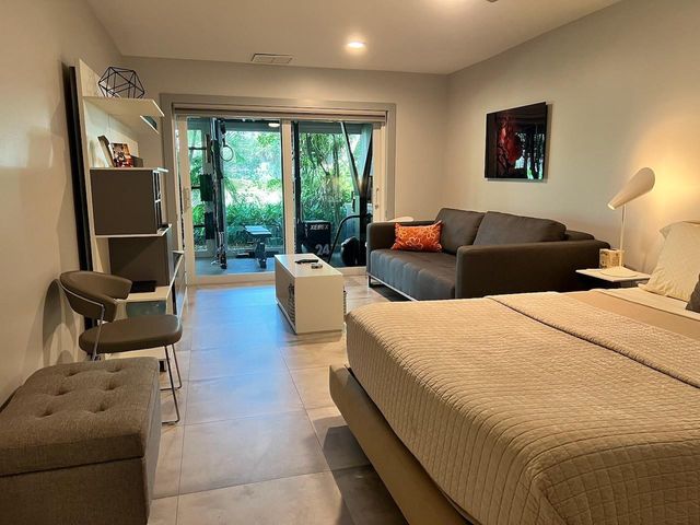 4021 N Cypress Drive, Pompano Beach, FL 33069