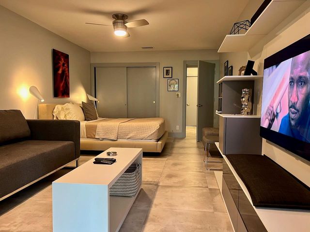 4021 N Cypress Drive, Pompano Beach, FL 33069