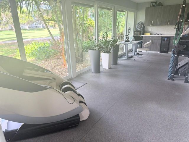 4021 N Cypress Drive, Pompano Beach, FL 33069