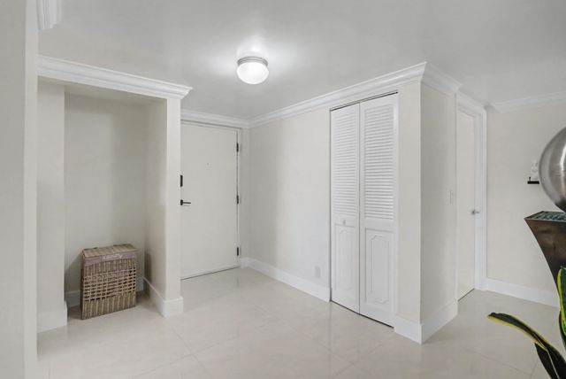 6328 Longboat Lane 403, Boca Raton, FL 33433