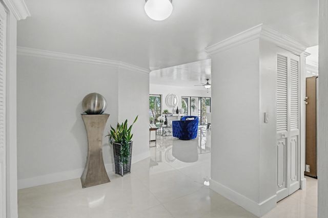 6328 Longboat Lane 403, Boca Raton, FL 33433