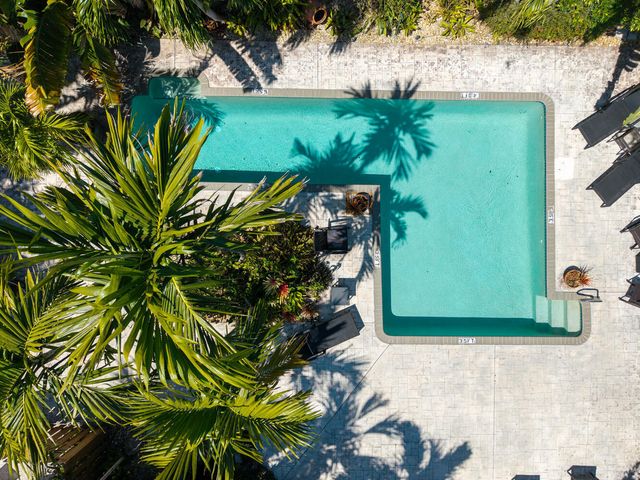 1200 NE 17th Court, Fort Lauderdale, FL 33305