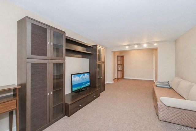 2400 E 3rd Street 607, Brooklyn, NY 11223