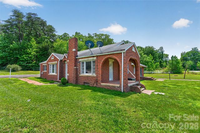 107 Carderwoody Road, Statesville, NC 28625