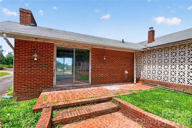 107 Carderwoody Road, Statesville, NC 28625