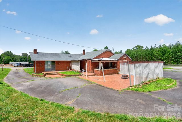 107 Carderwoody Road, Statesville, NC 28625