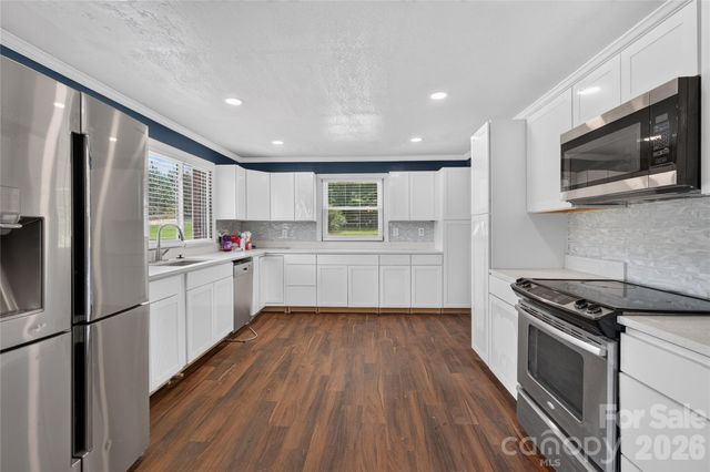 107 Carderwoody Road, Statesville, NC 28625
