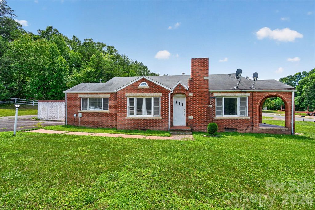 107 Carderwoody Road, Statesville, NC 28625