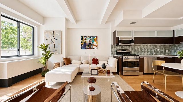 353 E 104TH Street 2FF, New York City, NY 10029
