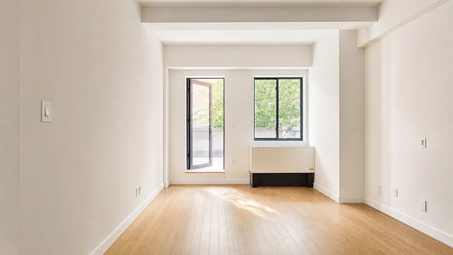 353 E 104TH Street 2FF, New York City, NY 10029