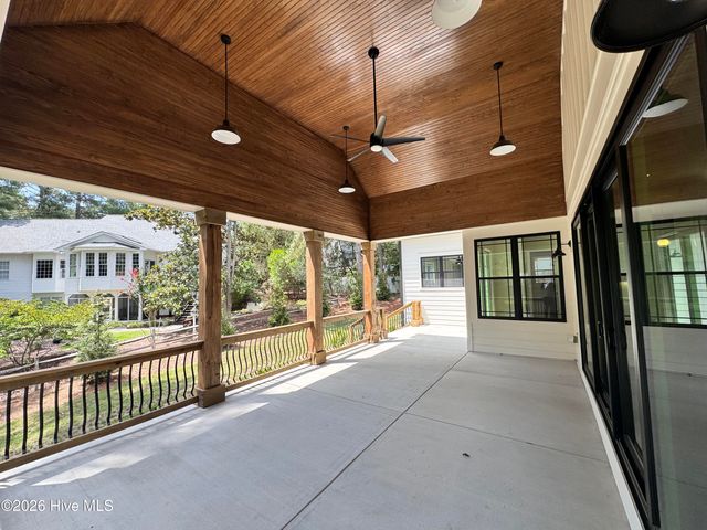 730 Diamondhead Drive S, Pinehurst, NC 28374