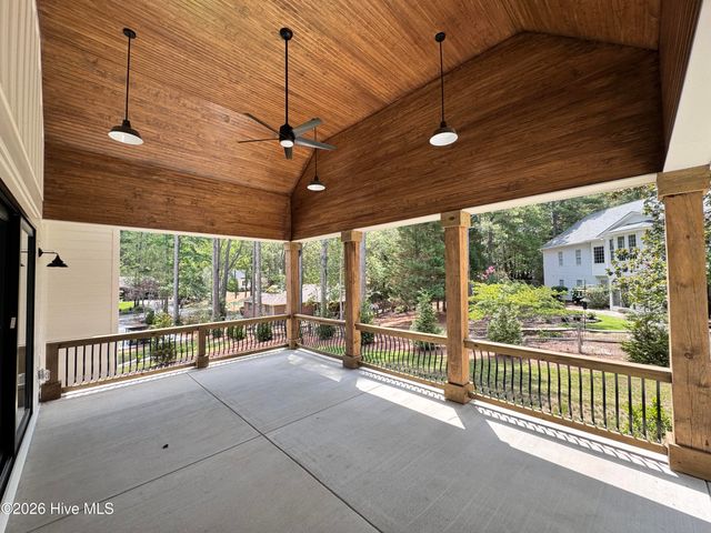 730 Diamondhead Drive S, Pinehurst, NC 28374