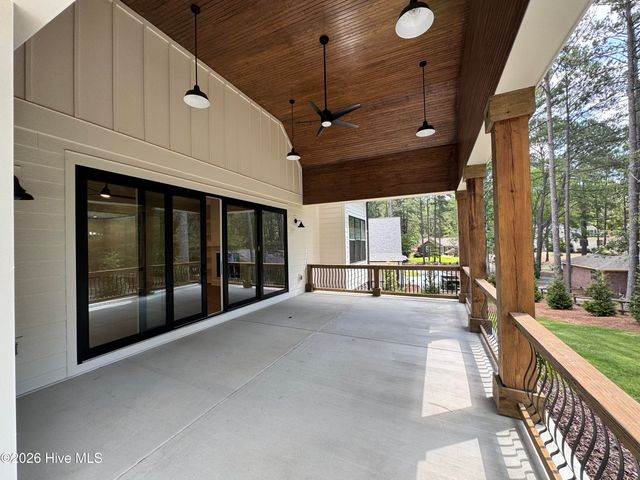 730 Diamondhead Drive S, Pinehurst, NC 28374