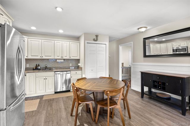 30 Elm Street, Massapequa, NY 11758