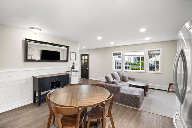 30 Elm Street, Massapequa, NY 11758