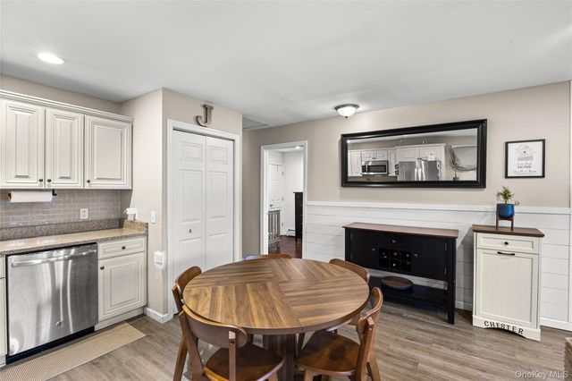 30 Elm Street, Massapequa, NY 11758