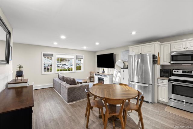 30 Elm Street, Massapequa, NY 11758