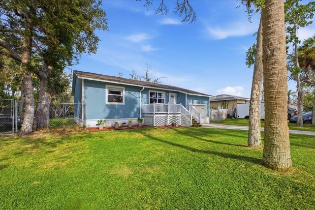 115 BROWN ST, Bradenton, FL 34208