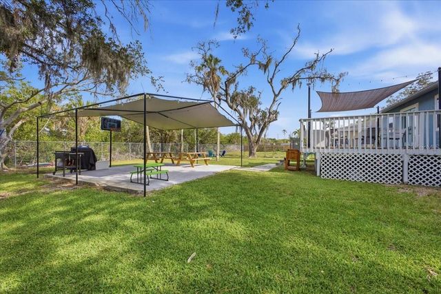 115 BROWN ST, Bradenton, FL 34208