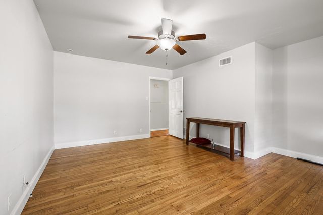 813 S Andrews Street, Sherman, TX 75090