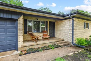 813 S Andrews Street, Sherman, TX 75090