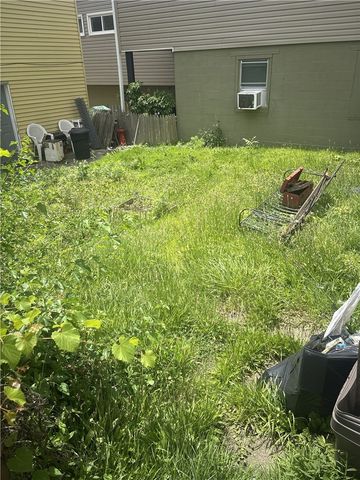 308 Freeport Rd, Blawnox, PA 15238