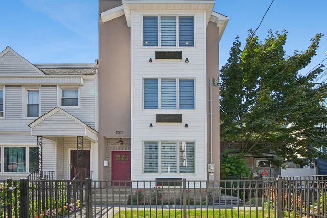 121 CLINTON AVE, Jc, Bergen-lafayett, NJ 07304