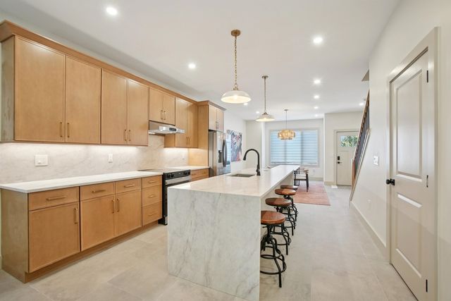 121 CLINTON AVE, Jc, Bergen-lafayett, NJ 07304