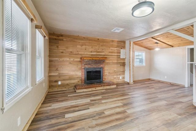 4501 W Simpson Road, Edmond, OK 73025