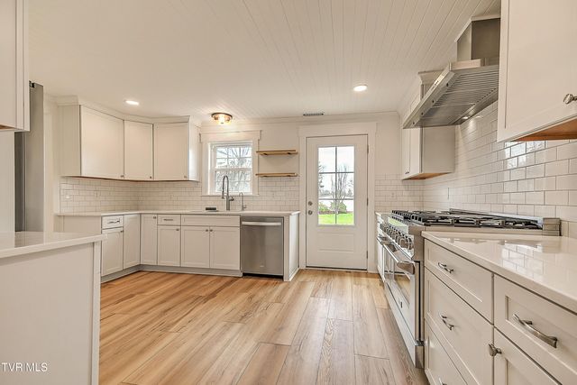 19265 Cleveland Road, Abingdon, VA 24211