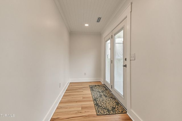 19265 Cleveland Road, Abingdon, VA 24211