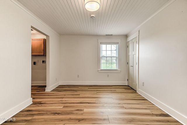 19265 Cleveland Road, Abingdon, VA 24211