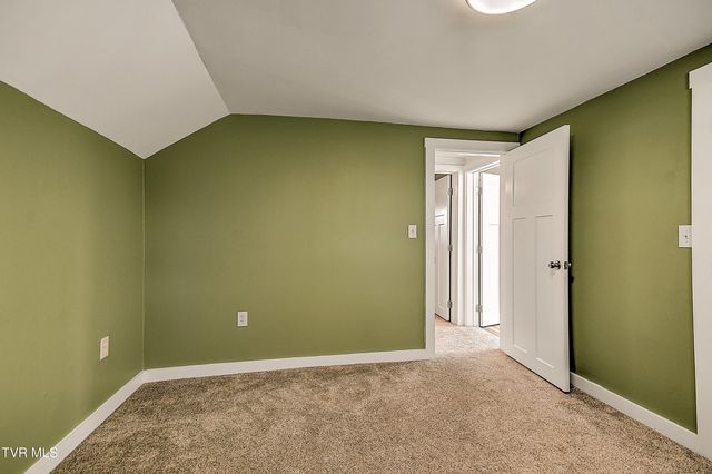 19265 Cleveland Road, Abingdon, VA 24211