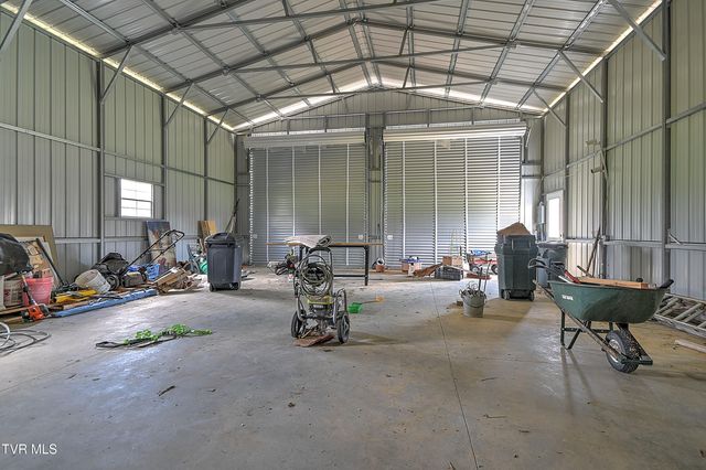 19265 Cleveland Road, Abingdon, VA 24211