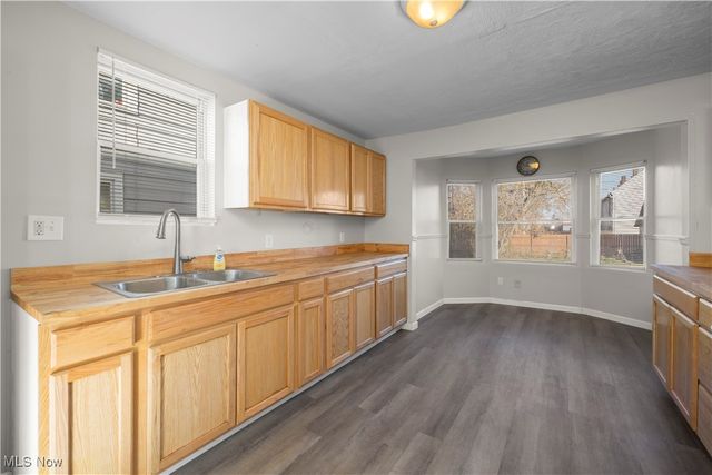 2345 E 29th Street, Lorain, OH 44055