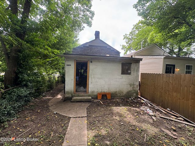 2423 Cedar St, Louisville, KY 40212