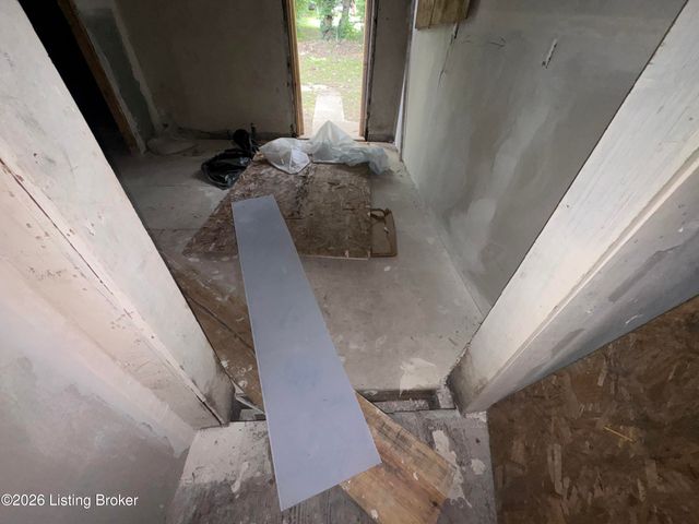 2423 Cedar St, Louisville, KY 40212