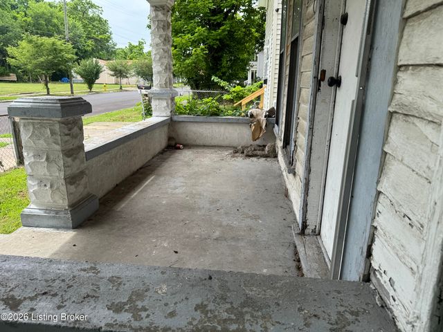 2423 Cedar St, Louisville, KY 40212